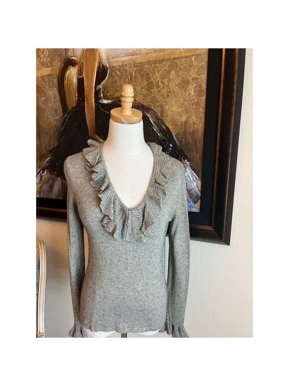 Women's LAUREN Ralph Lauren V-Neck Sweater M Gray Ruffle